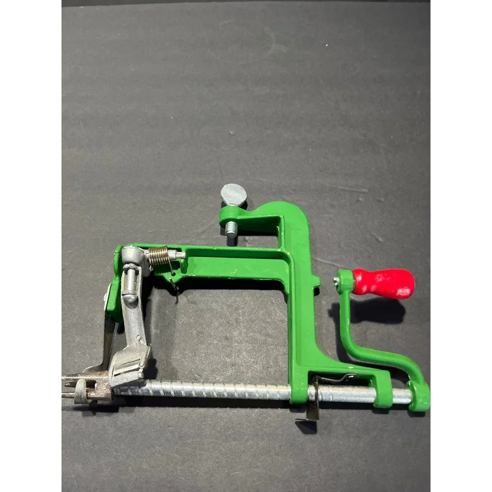 Vintage Apple Parer Slicer Corer Green Metal Hand Crank Peeler with Box